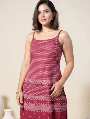 women ethnic motifs printed regular cotton kurta with trousers 3