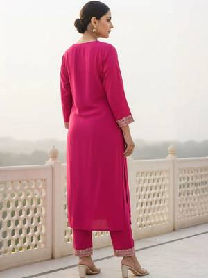 women ethnic motifs embroidered regular thread work kurta with trousers 5