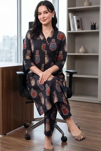 women ethnic motifs printed regular cotton kurta with trousers