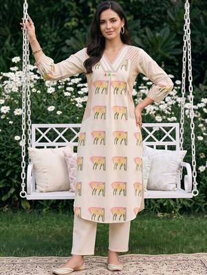 women ethnic motifs printed regular cotton kurta with trousers 1