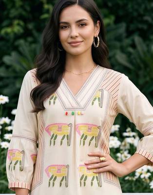 women ethnic motifs printed regular cotton kurta with trousers 2