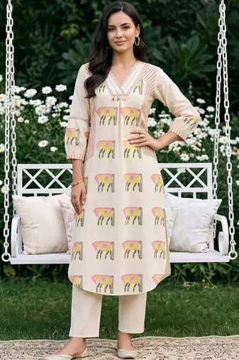 women ethnic motifs printed regular cotton kurta with trousers
