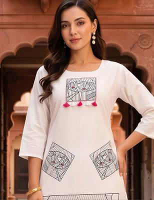women printed regular cotton kurta with trousers 2