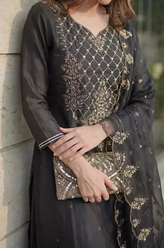 women ethnic motifs embroidered regular liva kurta with trousers & with dupatta