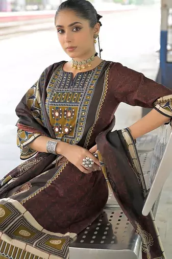 women ethnic motifs printed regular cotton kurta with trousers & with dupatta