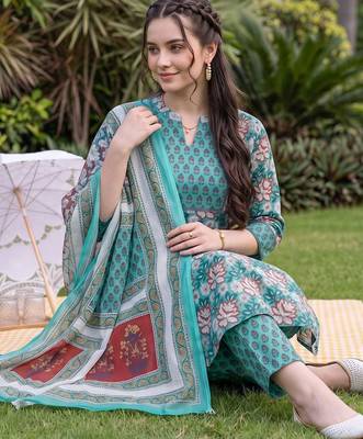 women floral printed regular cotton kurta with trousers & with dupatta 5
