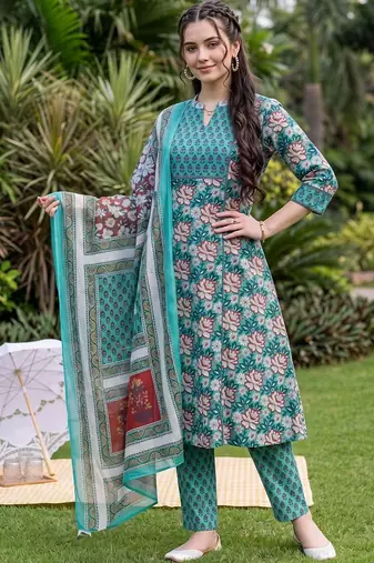 women floral printed regular cotton kurta with trousers & with dupatta
