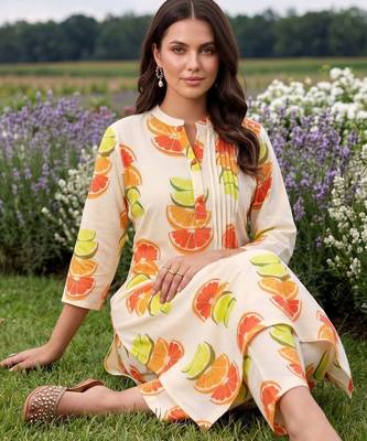 women printed regular cotton kurta with trousers 5