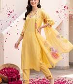 women floral embroidered regular thread work liva kurta with trousers & with dupatta