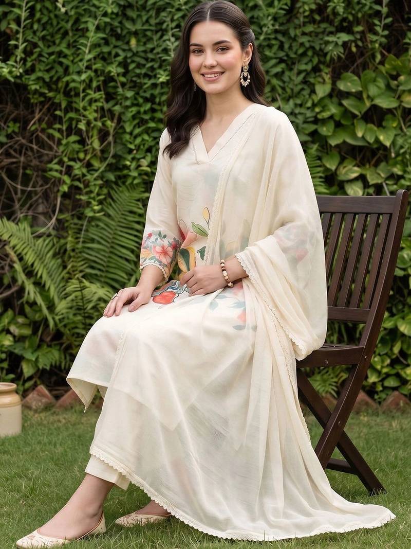 floral printed regular kurta with trousers & with dupatta