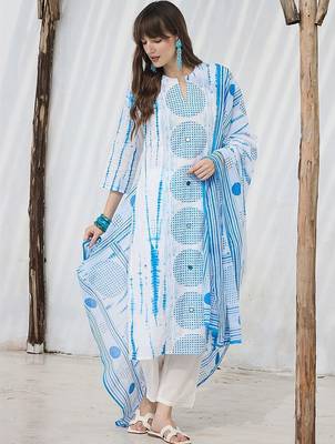 women printed regular cotton kurta with trousers & with dupatta 1