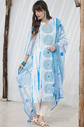 women printed regular cotton kurta with trousers & with dupatta
