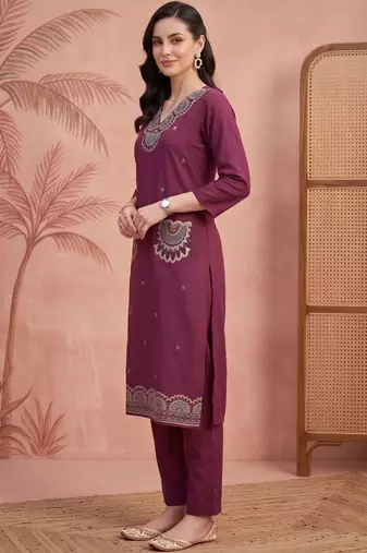 women ethnic motifs embroidered regular thread work cotton kurta with trousers