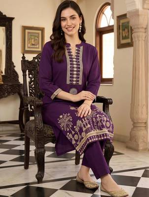women ethnic motifs printed regular cotton kurta with trousers 5