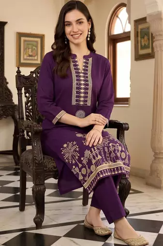 women ethnic motifs printed regular cotton kurta with trousers