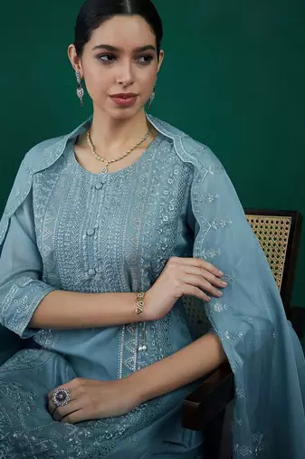 women ethnic motifs embroidered regular thread work kurta with trousers & with dupatta