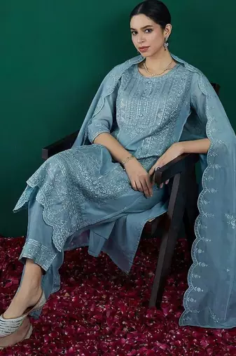 women ethnic motifs embroidered regular thread work kurta with trousers & with dupatta