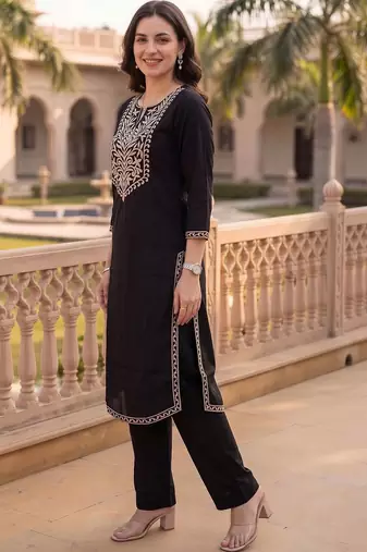 women ethnic motifs embroidered regular thread work cotton kurta with trousers