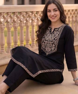 women ethnic motifs embroidered regular thread work cotton kurta with trousers 5