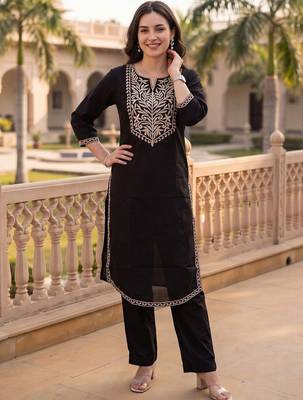 women ethnic motifs embroidered regular thread work cotton kurta with trousers 6