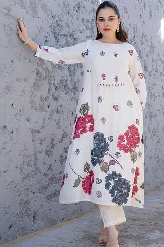 women floral printed regular cotton kurta with trousers