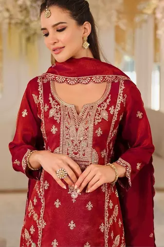 women ethnic motifs embroidered regular kurta with sharara & with dupatta