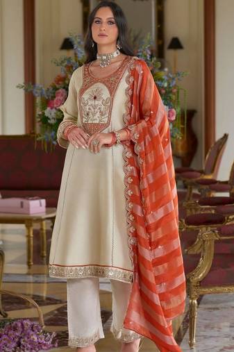 women ethnic motifs embroidered regular thread work kurta with trousers & with dupatta