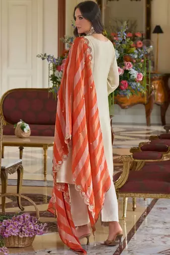 women ethnic motifs embroidered regular thread work kurta with trousers & with dupatta