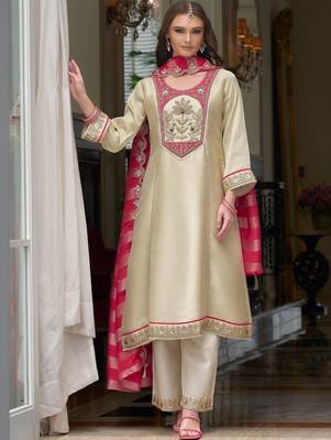 women ethnic motifs embroidered regular kurta with palazzos & with dupatta 1