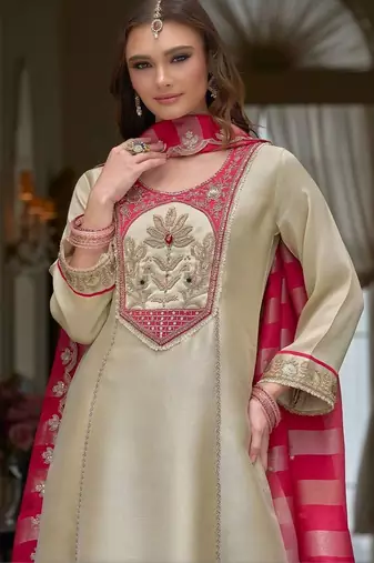 women ethnic motifs embroidered regular kurta with palazzos & with dupatta
