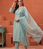 women embroidered regular thread work kurta with trousers & with dupatta