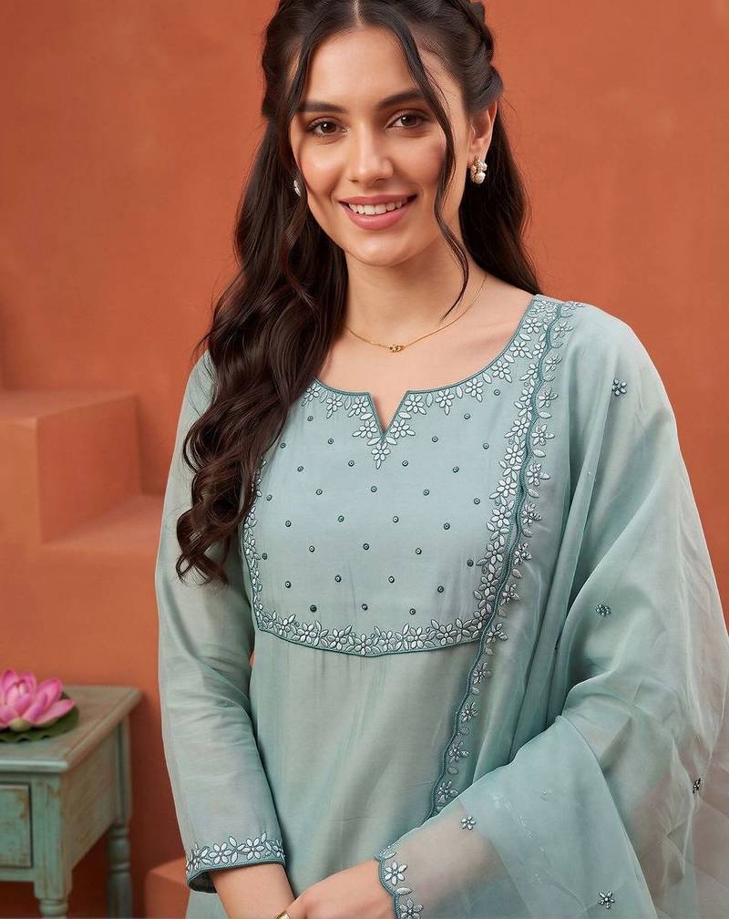 women embroidered regular thread work kurta with trousers & with dupatta