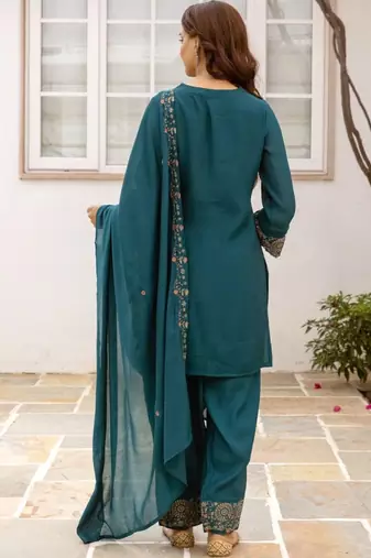 women ethnic motifs embroidered regular thread work kurta with patiala & with dupatta