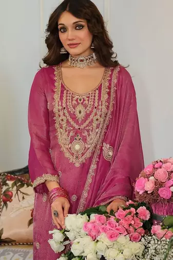 women ethnic motifs embroidered regular gotta patti kurta with patiala & with dupatta