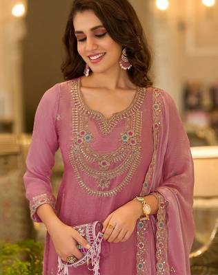 women ethnic motifs embroidered regular thread work kurta with trousers & with dupatta 5