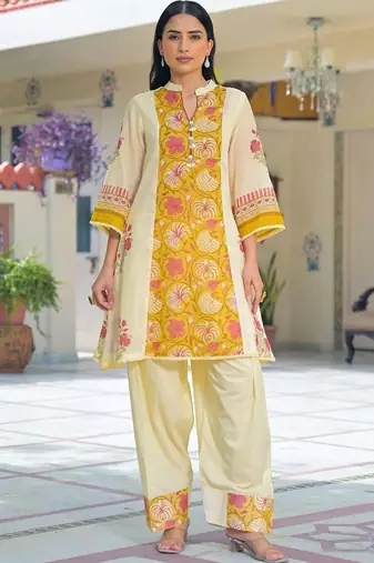 women floral printed regular cotton kurta with palazzos