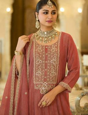women ethnic motifs embroidered regular sequinned kurta with palazzos & with dupatta 2