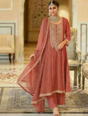 women ethnic motifs embroidered regular sequinned kurta with palazzos & with dupatta 3
