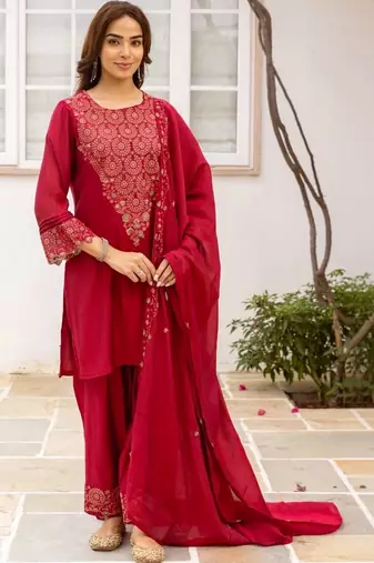 women ethnic motifs embroidered regular thread work kurta with patiala & with dupatta