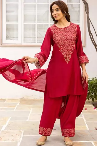 women ethnic motifs embroidered regular thread work kurta with patiala & with dupatta