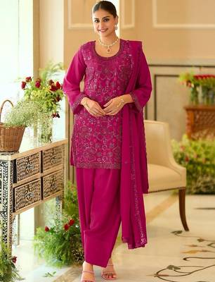 women ethnic motifs embroidered regular sequinned kurta with patiala & with dupatta 5