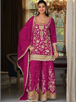 women ethnic motifs embroidered regular mirror work kurta with sharara & with dupatta 2