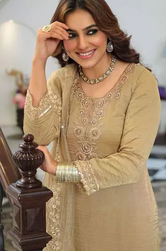 women ethnic motifs embroidered regular sequinned kurta with palazzos & with dupatta