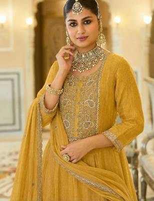 women ethnic motifs embroidered empire thread work kurta with trousers & with dupatta 5