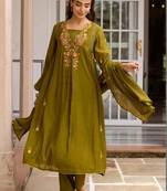 women ethnic motifs embroidered empire thread work kurta with trousers & with dupatta