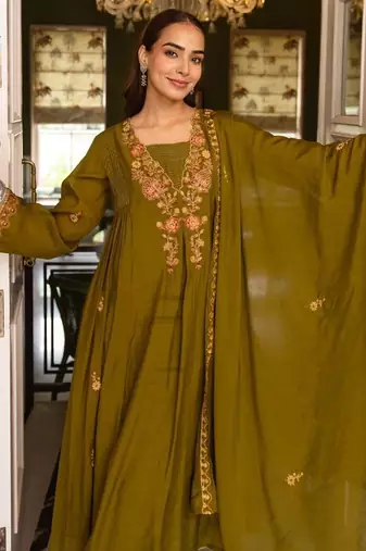 women ethnic motifs embroidered empire thread work kurta with trousers & with dupatta
