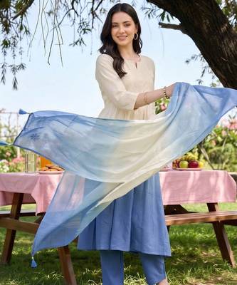 women ethnic motifs embroidered empire thread work cotton kurta with trousers & with dupatta 1