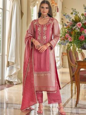 women ethnic motifs embroidered regular kurta with trousers & with dupatta 1