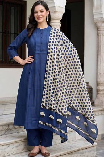 women ethnic motifs regular kurta with trousers & with dupatta