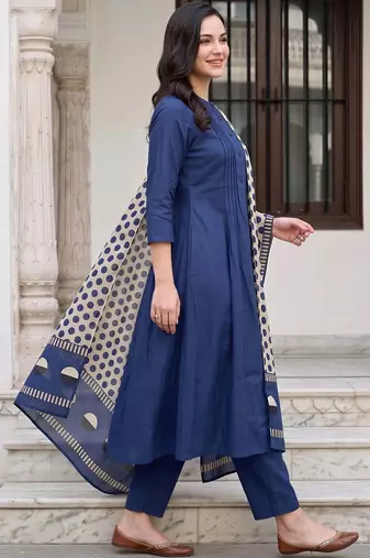 women ethnic motifs regular kurta with trousers & with dupatta
